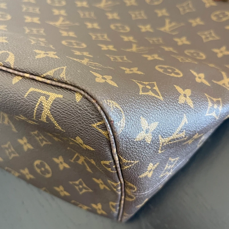 Louis Vuitton neverfull GM monogram SAC DE LUXE DE SECONDE MAIN AUTHENTIQUE. PETITE MAROQUINERIE DE LUXE. ENTRUPY CERTIFICATE