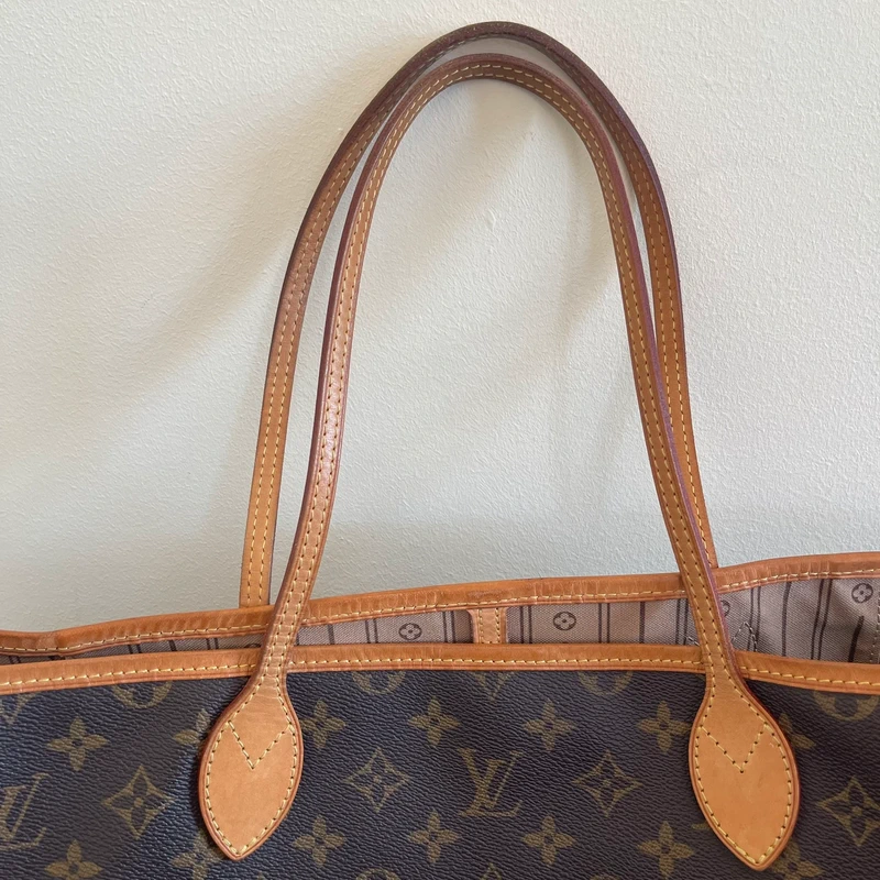 Louis Vuitton neverfull GM monogram SAC DE LUXE DE SECONDE MAIN AUTHENTIQUE. PETITE MAROQUINERIE DE LUXE. ENTRUPY CERTIFICATE