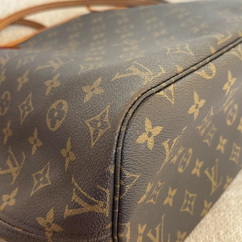 Louis Vuitton neverfull MM monogram SAC DE LUXE DE SECONDE MAIN AUTHENTIQUE. PETITE MAROQUINERIE DE LUXE. ENTRUPY CERTIFICATE