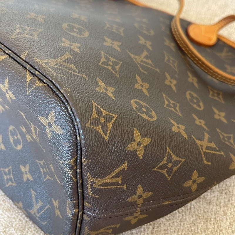 Louis Vuitton neverfull MM monogram SAC DE LUXE DE SECONDE MAIN AUTHENTIQUE. PETITE MAROQUINERIE DE LUXE. ENTRUPY CERTIFICATE