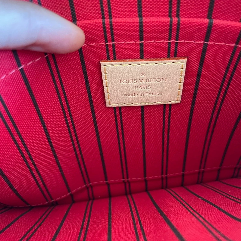 Louis Vuitton neverfull MM monogram cerise SAC DE LUXE DE SECONDE MAIN AUTHENTIQUE. PETITE MAROQUINERIE DE LUXE. ENTRUPY CERTIFICATE