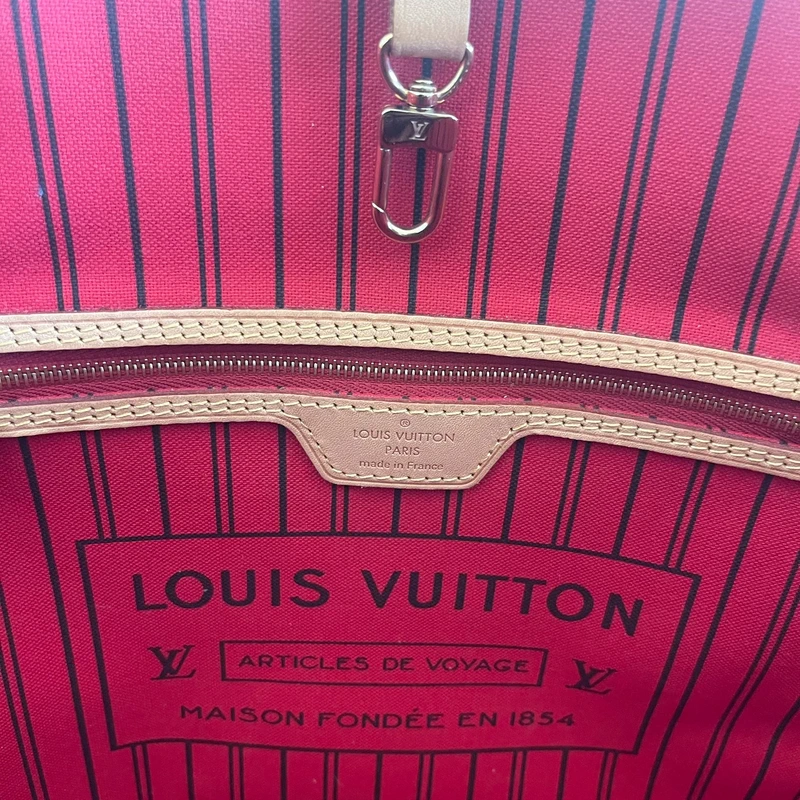 Louis Vuitton neverfull MM monogram cerise SAC DE LUXE DE SECONDE MAIN AUTHENTIQUE. PETITE MAROQUINERIE DE LUXE. ENTRUPY CERTIFICATE