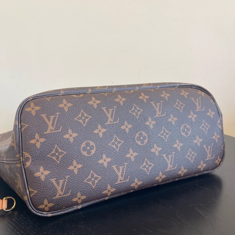 Louis Vuitton neverfull MM monogram cerise SAC DE LUXE DE SECONDE MAIN AUTHENTIQUE. PETITE MAROQUINERIE DE LUXE. ENTRUPY CERTIFICATE
