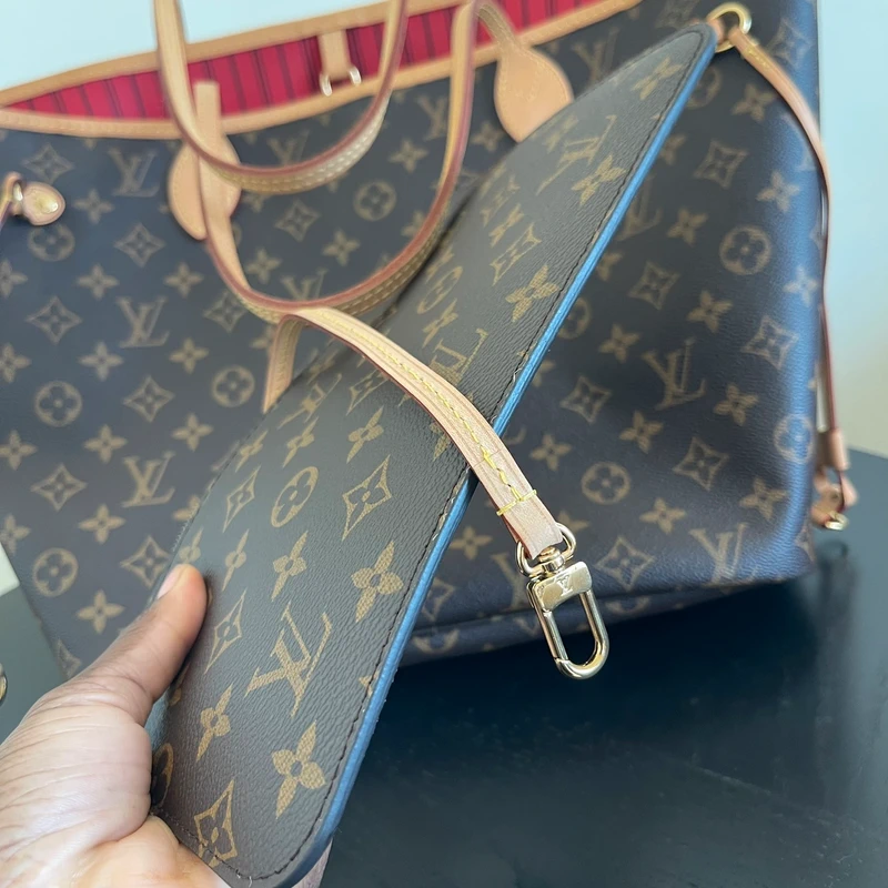 Louis Vuitton neverfull MM monogram cerise SAC DE LUXE DE SECONDE MAIN AUTHENTIQUE. PETITE MAROQUINERIE DE LUXE. ENTRUPY CERTIFICATE