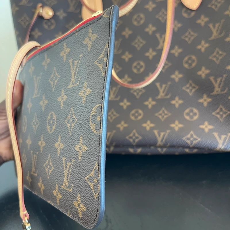 Louis Vuitton neverfull MM monogram cerise SAC DE LUXE DE SECONDE MAIN AUTHENTIQUE. PETITE MAROQUINERIE DE LUXE. ENTRUPY CERTIFICATE