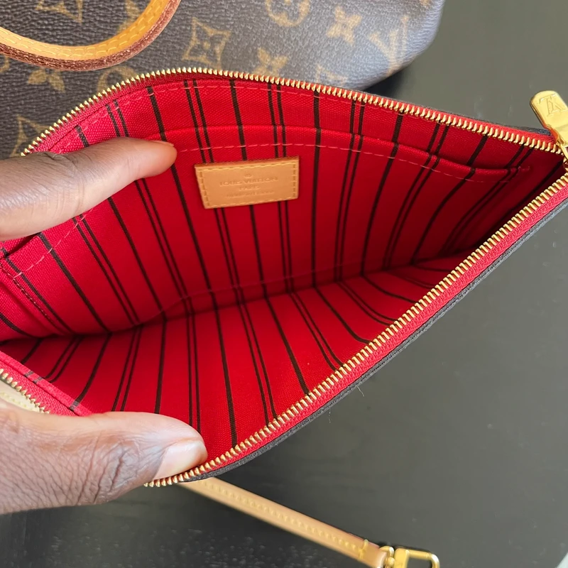 Louis Vuitton neverfull MM monogram cerise SAC DE LUXE DE SECONDE MAIN AUTHENTIQUE. PETITE MAROQUINERIE DE LUXE. ENTRUPY CERTIFICATE