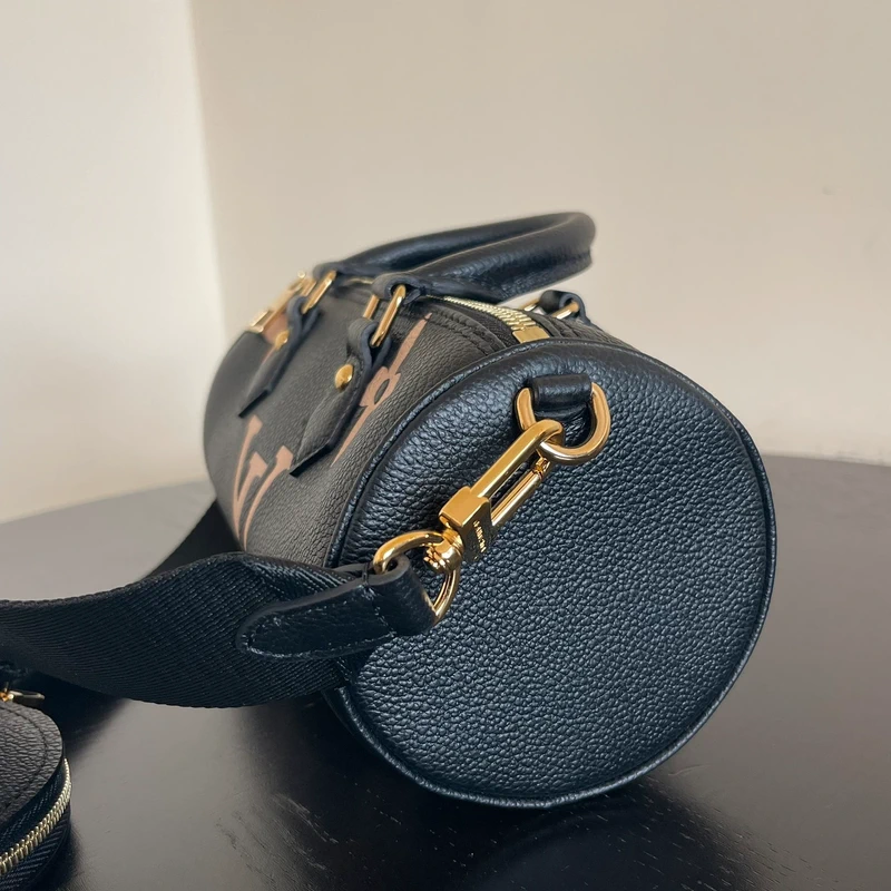 Louis Vuitton papillon BB cuir monogram empreinte bicolore SAC DE LUXE DE SECONDE MAIN AUTHENTIQUE. PETITE MAROQUINERIE DE LUXE. ENTRUPY CERTIFICATE