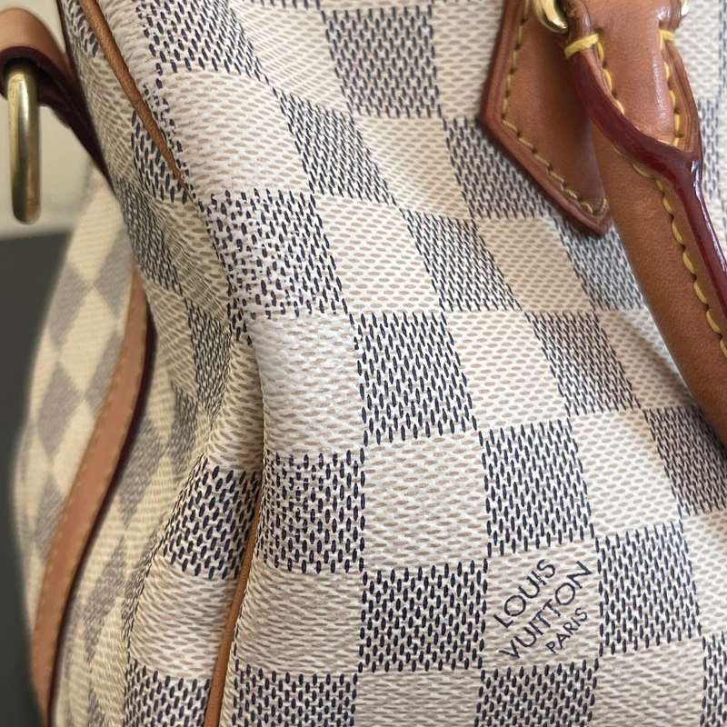 Louis Vuitton speedy 25 bandoulière damier azur SAC DE LUXE DE SECONDE MAIN AUTHENTIQUE. PETITE MAROQUINERIE DE LUXE. ENTRUPY CERTIFICATE