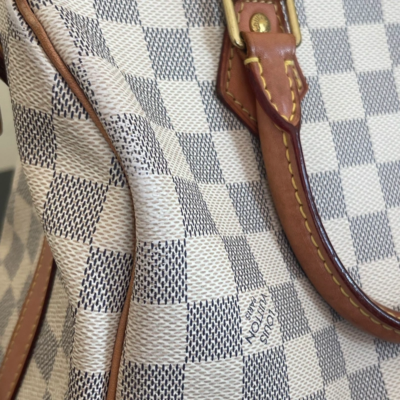 Louis Vuitton speedy 25 bandoulière damier azur SAC DE LUXE DE SECONDE MAIN AUTHENTIQUE. PETITE MAROQUINERIE DE LUXE. ENTRUPY CERTIFICATE