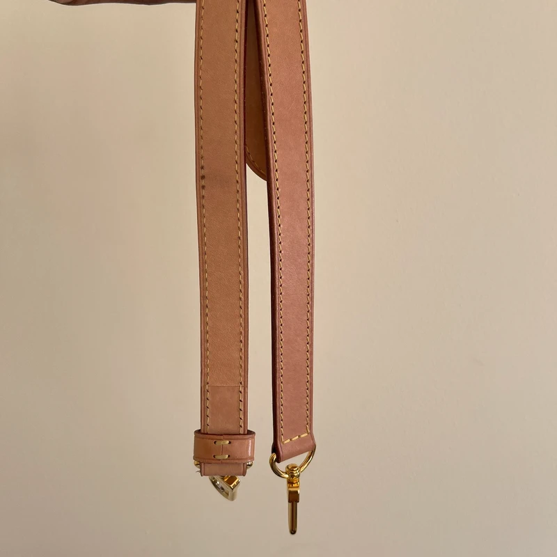 Louis Vuitton speedy 25 bandoulière damier azur SAC DE LUXE DE SECONDE MAIN AUTHENTIQUE. PETITE MAROQUINERIE DE LUXE. ENTRUPY CERTIFICATE