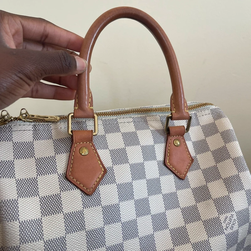 Louis Vuitton speedy 25 bandoulière damier azur SAC DE LUXE DE SECONDE MAIN AUTHENTIQUE. PETITE MAROQUINERIE DE LUXE. ENTRUPY CERTIFICATE