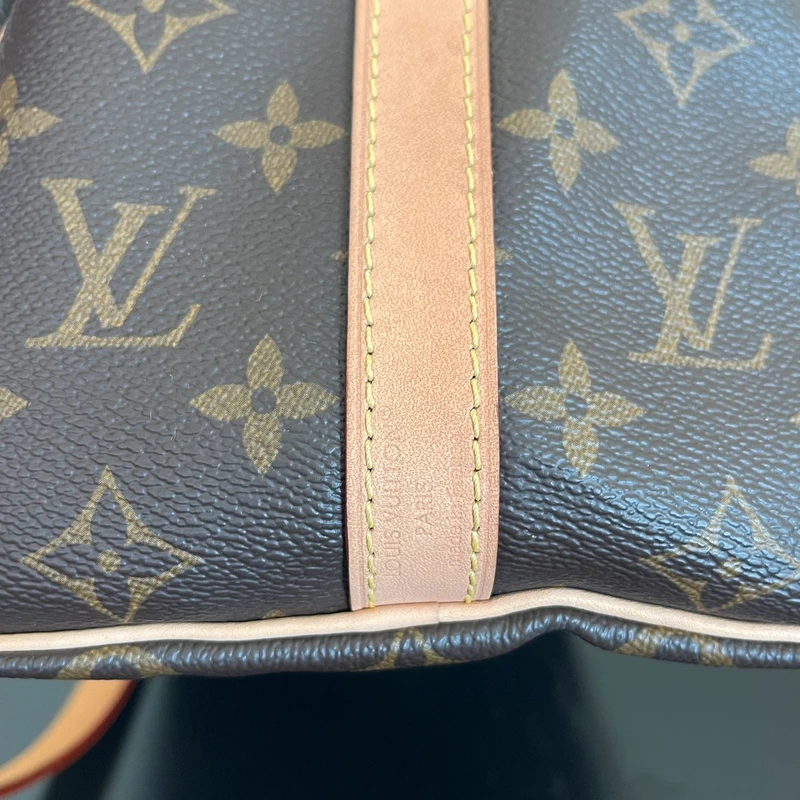 Louis Vuitton speedy 25 bandoulière monogram SAC DE LUXE DE SECONDE MAIN AUTHENTIQUE. PETITE MAROQUINERIE DE LUXE. ENTRUPY CERTIFICATE