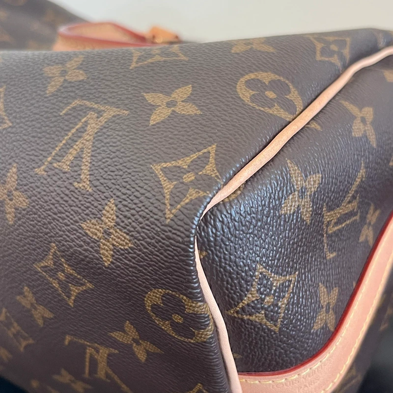 Louis Vuitton speedy 25 bandoulière monogram SAC DE LUXE DE SECONDE MAIN AUTHENTIQUE. PETITE MAROQUINERIE DE LUXE. ENTRUPY CERTIFICATE