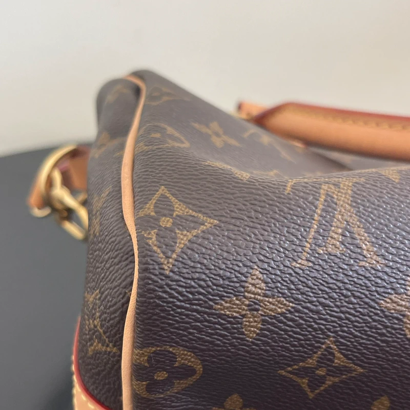 Louis Vuitton speedy 25 bandoulière monogram SAC DE LUXE DE SECONDE MAIN AUTHENTIQUE. PETITE MAROQUINERIE DE LUXE. ENTRUPY CERTIFICATE
