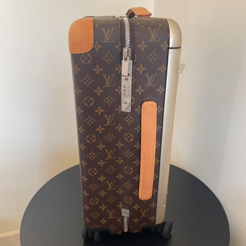 LOUIS VUITTON Horizon 55 LUXE DE SECONDE MAIN AUTHENTIQUE CERTIFICAT D'AUTHENTICITE ENTRUPY. SAC DE LUXE D'OCCASION PAS CHER LOUIS VUITTON FULL SET