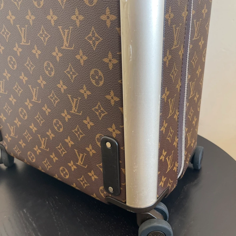 LOUIS VUITTON Horizon 55 LUXE DE SECONDE MAIN AUTHENTIQUE CERTIFICAT D'AUTHENTICITE ENTRUPY. SAC DE LUXE D'OCCASION PAS CHER LOUIS VUITTON FULL SET