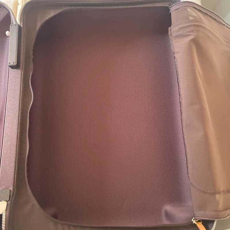 LOUIS VUITTON Horizon 55 LUXE DE SECONDE MAIN AUTHENTIQUE CERTIFICAT D'AUTHENTICITE ENTRUPY. SAC DE LUXE D'OCCASION PAS CHER LOUIS VUITTON FULL SET