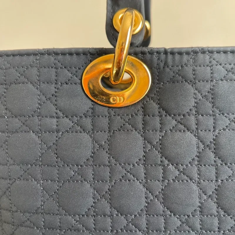 DIOR sac LADY en toile nylon noir et doré - détail du produit 3