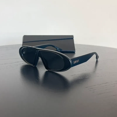 DIOR solaire oblique 807/2K noire - vue principale