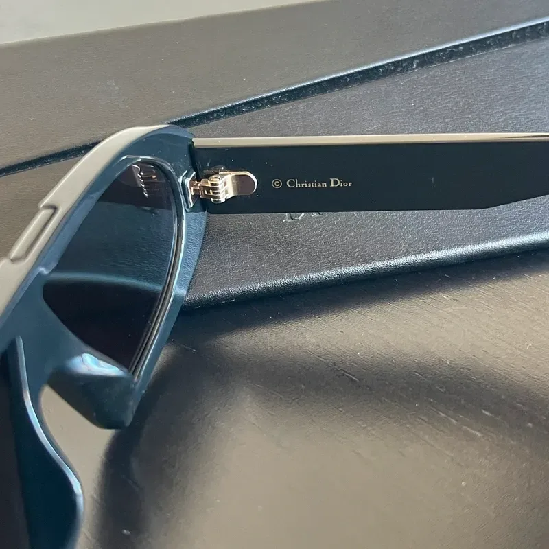 DIOR solaire oblique 807/2K noire - détail du produit 4