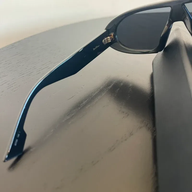 DIOR solaire oblique 807/2K noire - détail du produit 5