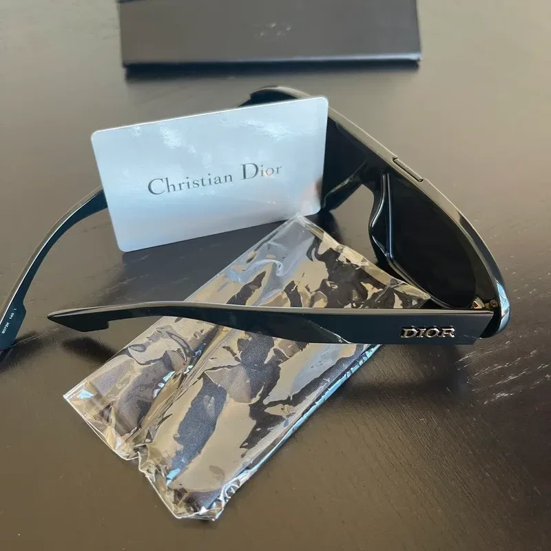 DIOR solaire oblique 807/2K noire - détail du produit 11
