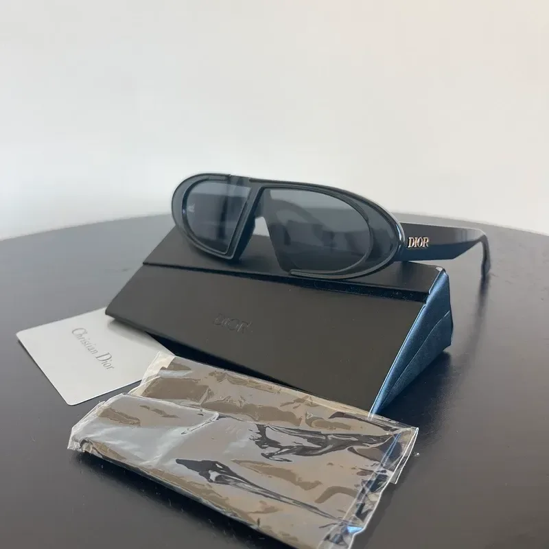 DIOR solaire oblique 807/2K noire - détail du produit 12
