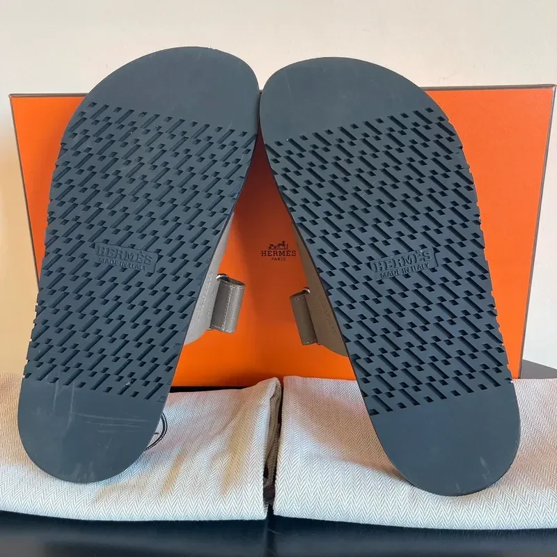 HERMES sandales Chypre en cuir étoupe 39 - détail du produit 12