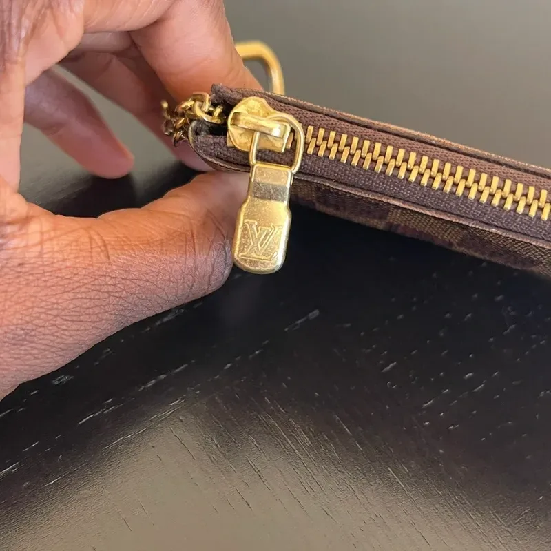 LOUIS VUITTON pochette clés damier ébène CT4290 - vue 4