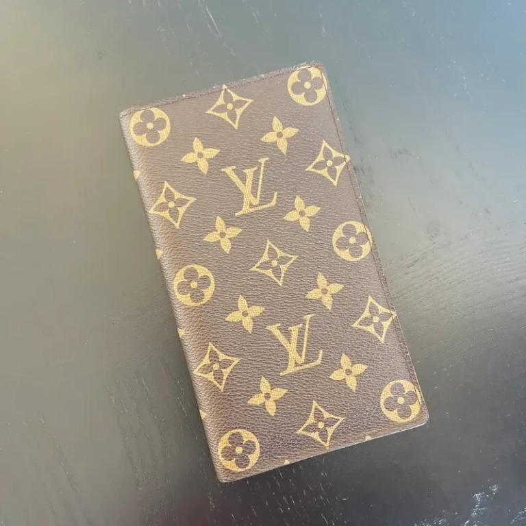 LOUIS VUITTON portefeuille long vintage en toile monogram - vue principale