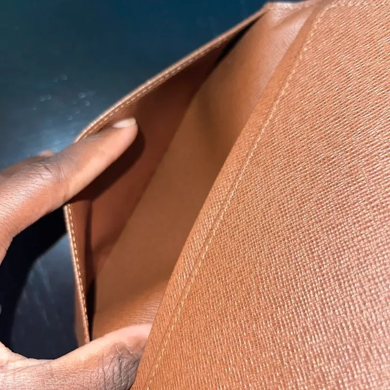 LOUIS VUITTON portefeuille long vintage en toile monogram - détail du produit 8