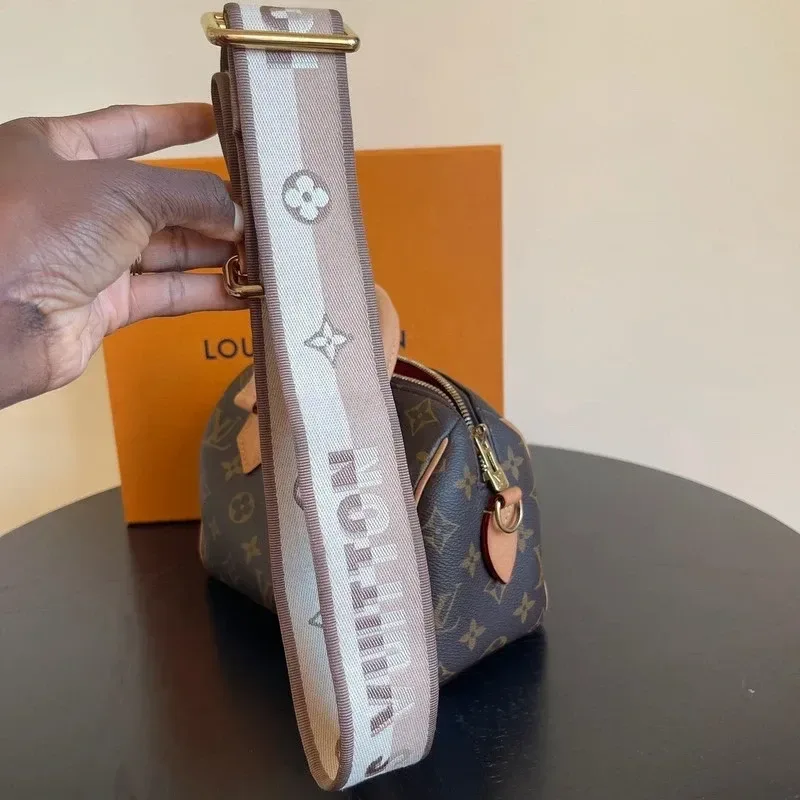 LOUIS VUITTON speedy 20 bandoulière monogram - détail du produit 5