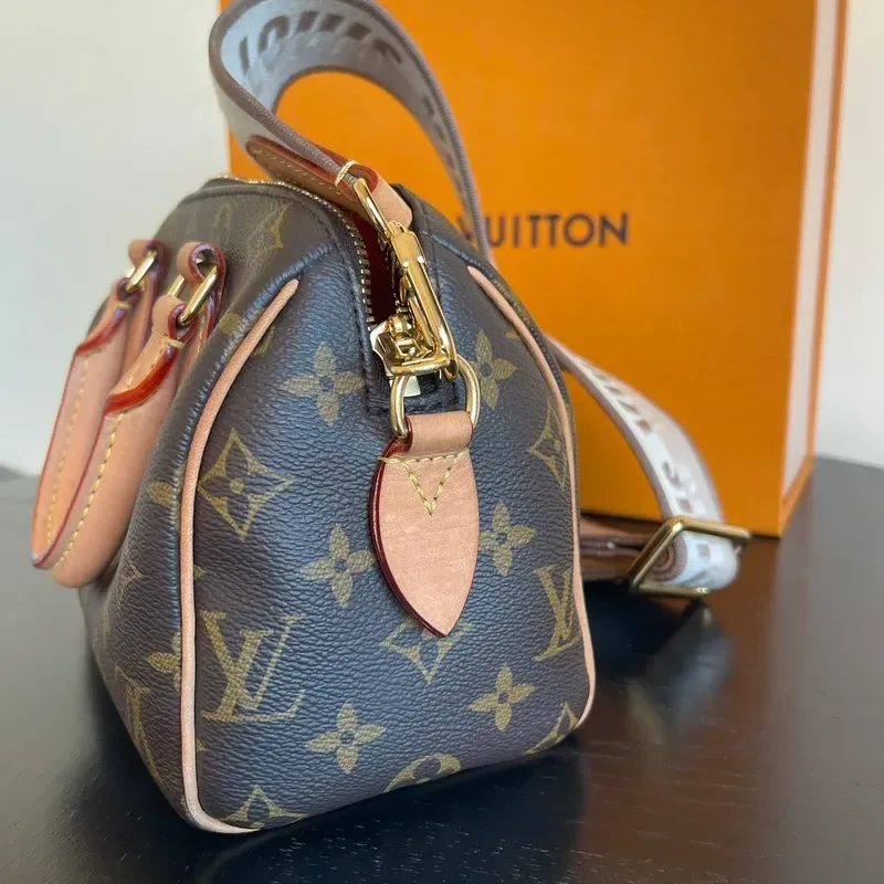 LOUIS VUITTON speedy 20 bandoulière monogram - détail du produit 15