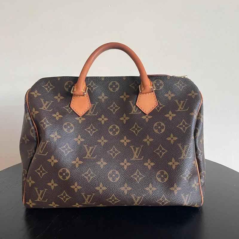 LOUIS VUITTON speedy 30 monogram SAC DE LUXE LV. LUXE DE SECONDE MAIN AUTHENTIQUE. ENTRUPY CERTIFICATE