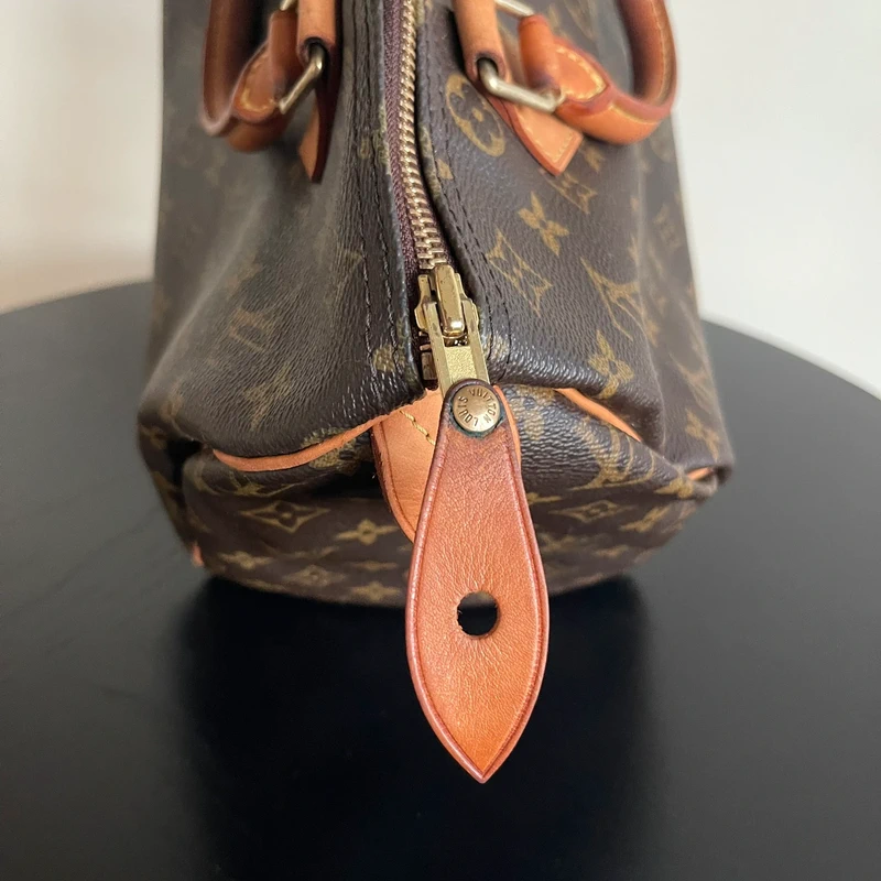 LOUIS VUITTON speedy 30 monogram SAC DE LUXE LV. LUXE DE SECONDE MAIN AUTHENTIQUE. ENTRUPY CERTIFICATE