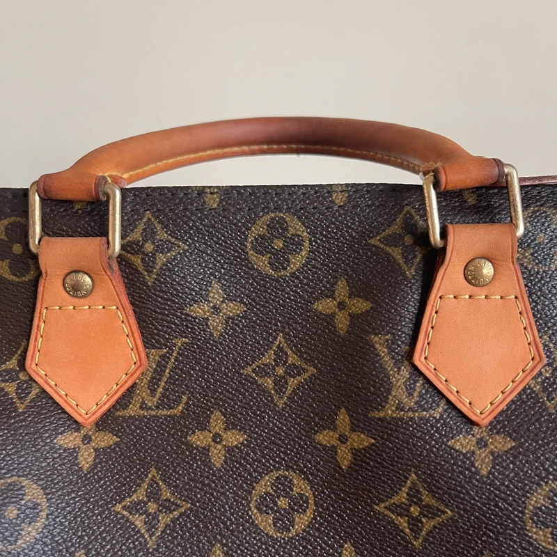 LOUIS VUITTON speedy 30 monogram SAC DE LUXE LV. LUXE DE SECONDE MAIN AUTHENTIQUE. ENTRUPY CERTIFICATE