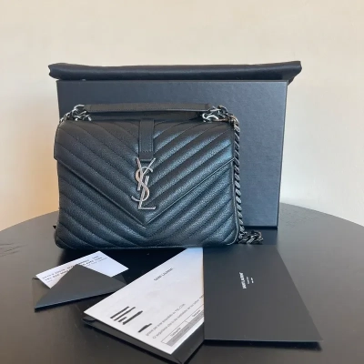 YVES SAINT LAURENT collège médium en cuir d&rsquo;agneau matelassé noir - vue principale